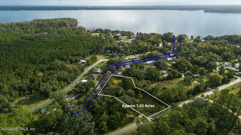 590 Palmetto Bluff Road Palatka FL 32177