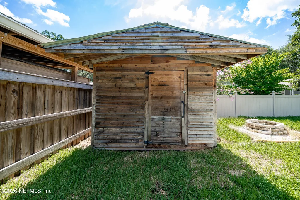 119 Drake Road St. Augustine FL 32086