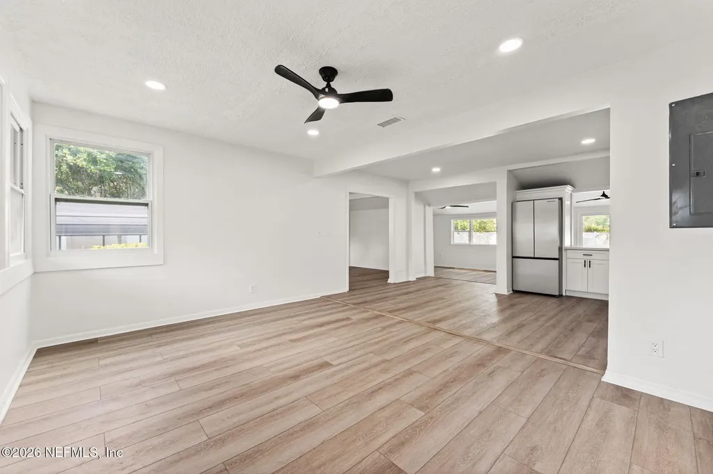 9768 S Jupiter Court S Jacksonville FL 32246
