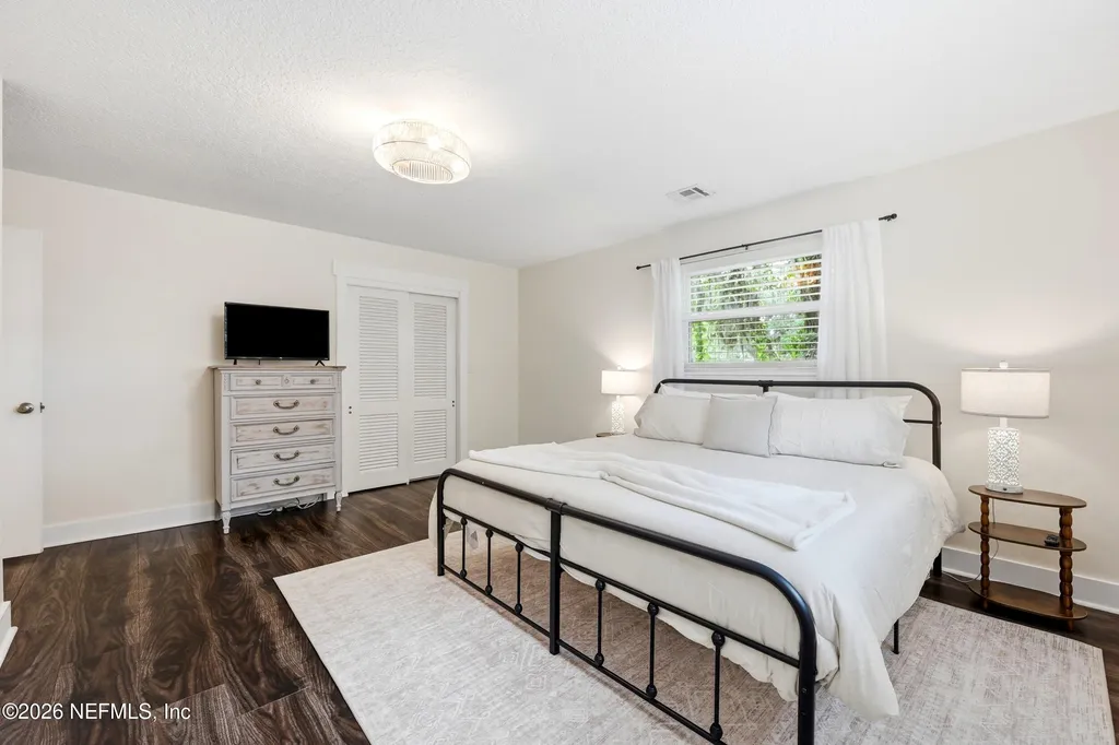 1911 Tanglewood Road Jacksonville Beach FL 32250