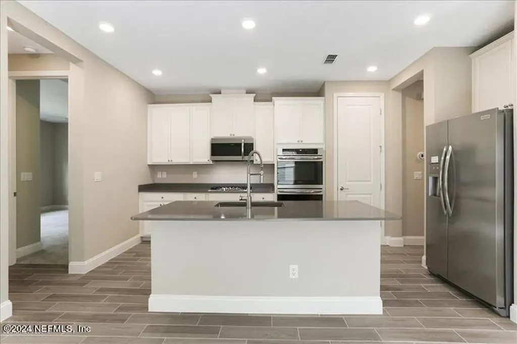 2896 Lucena Lane Jacksonville FL 32246