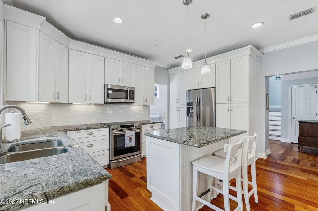 33 Monterey Street Ponte Vedra Beach FL 32082