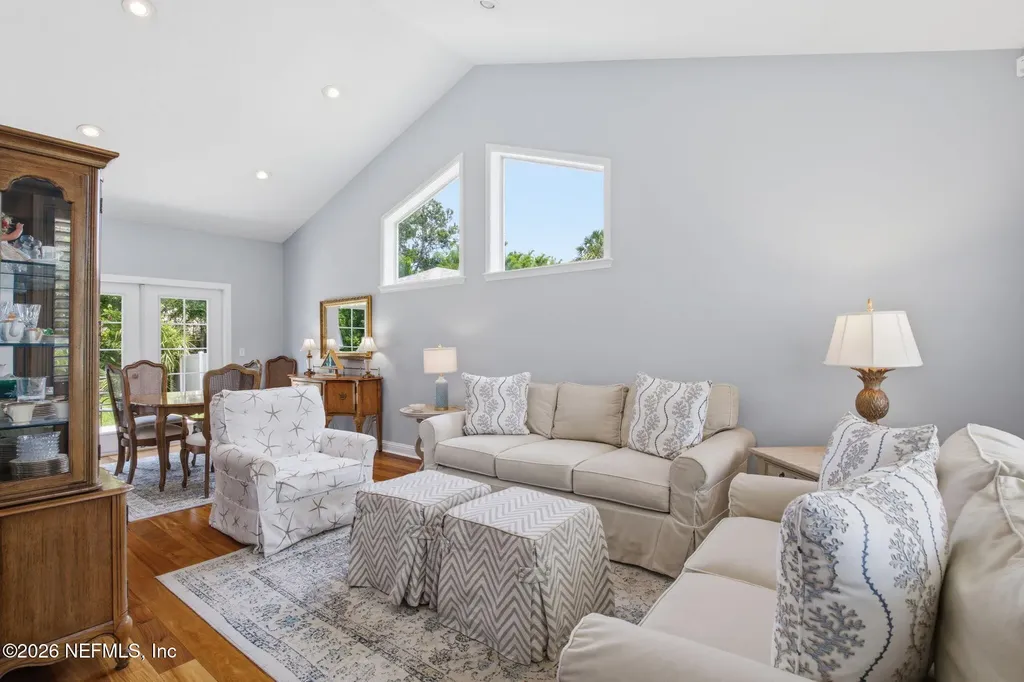 33 Monterey Street Ponte Vedra Beach FL 32082