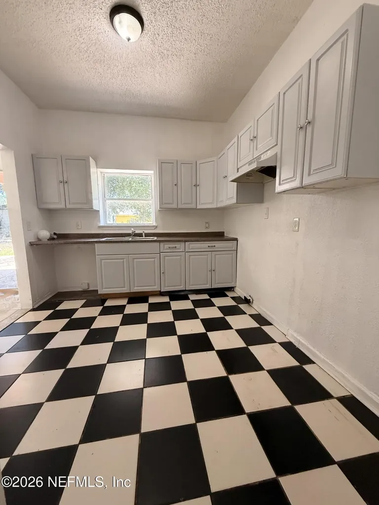 5219 Anchor Avenue Jacksonville FL 32244