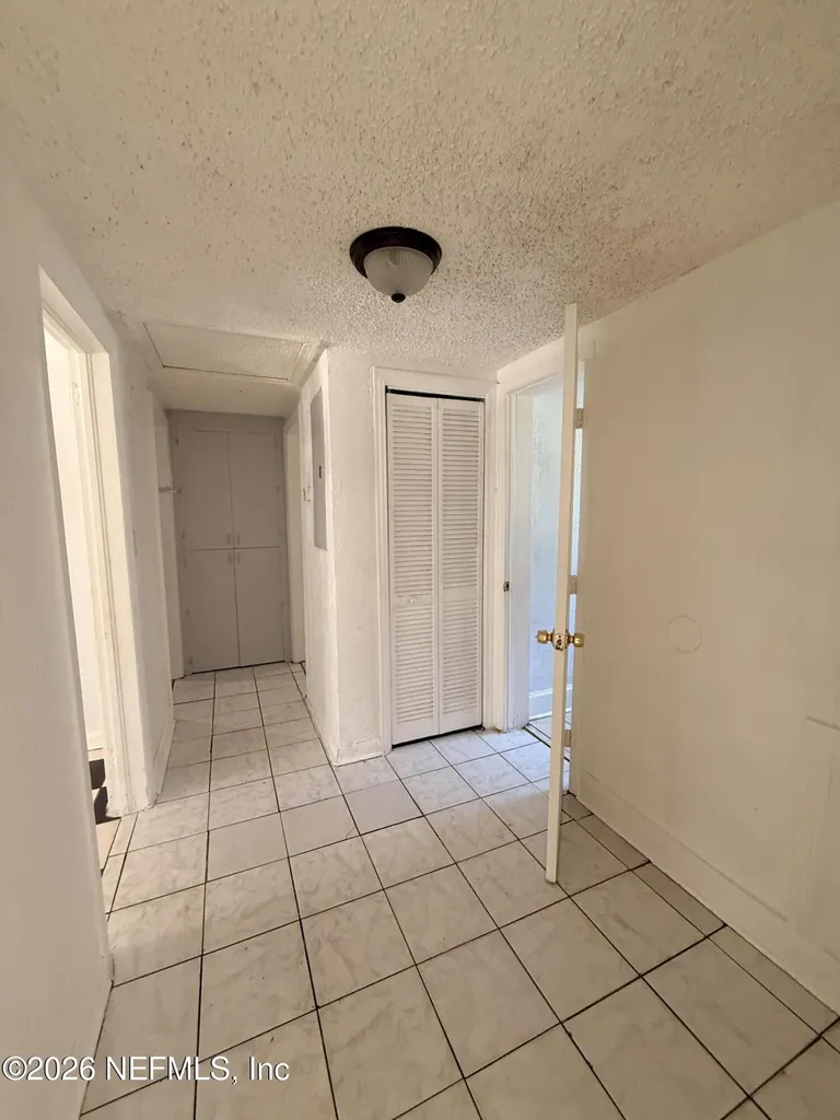 5219 Anchor Avenue Jacksonville FL 32244