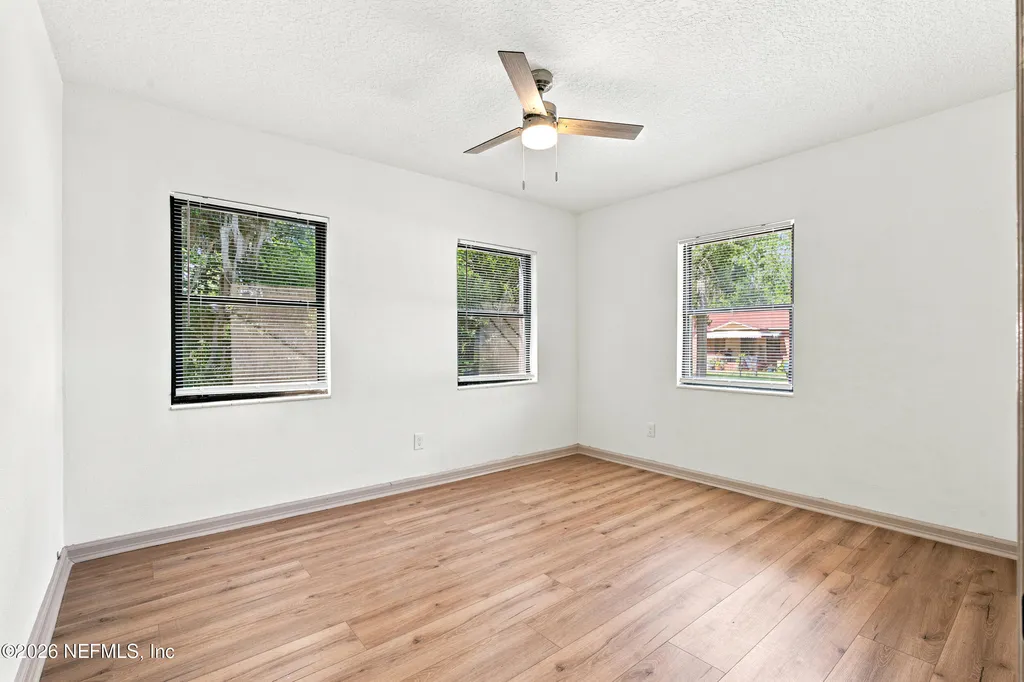 8956 5th Avenue Jacksonville FL 32208