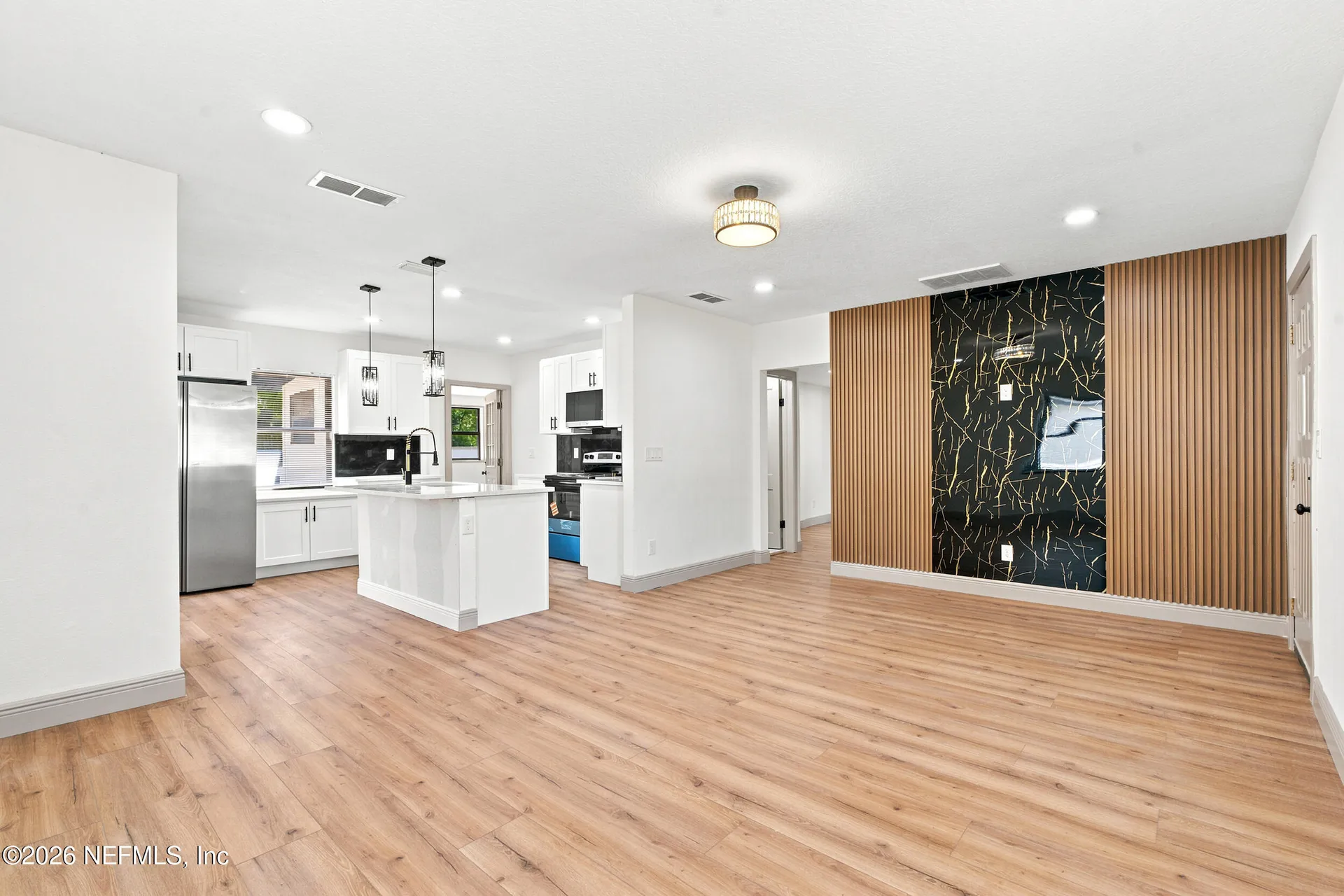 8956 5th Avenue Jacksonville FL 32208