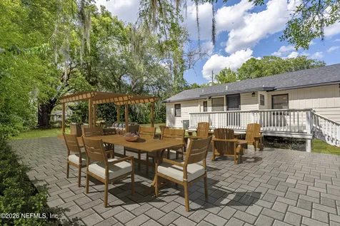 8956 5th Avenue Jacksonville FL 32208