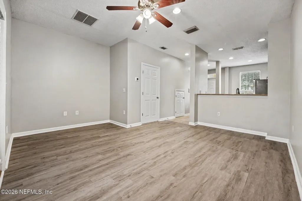 1517 Fieldview Drive Jacksonville FL 32225