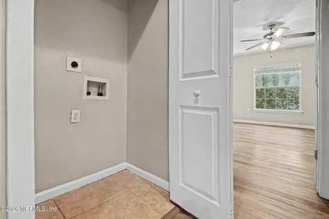 1517 Fieldview Drive Jacksonville FL 32225