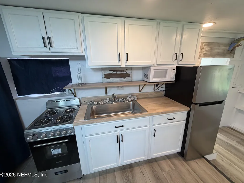 420 9th Avenue S Jacksonville Beach FL 32250
