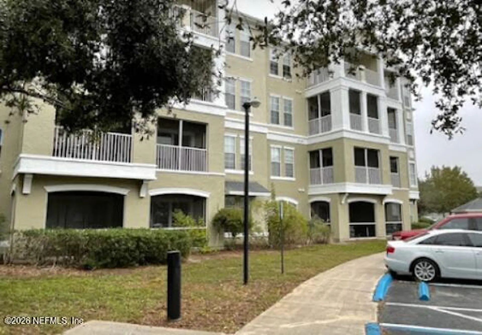 8290 Gate Parkway W Jacksonville FL 32216