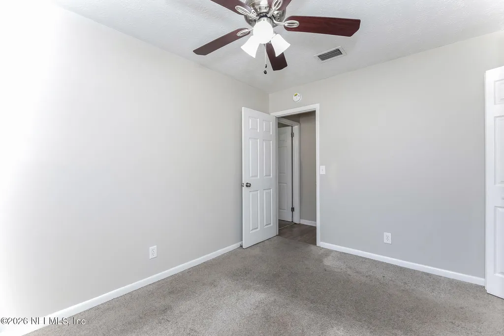 8251 Vermanth Road Jacksonville FL 32211