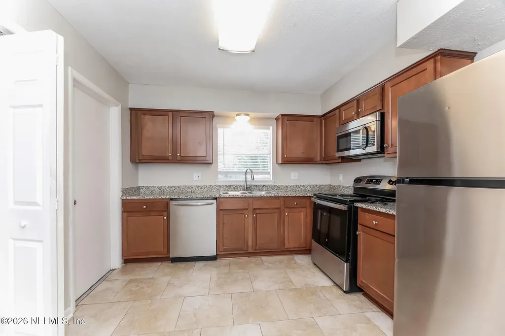 8251 Vermanth Road Jacksonville FL 32211