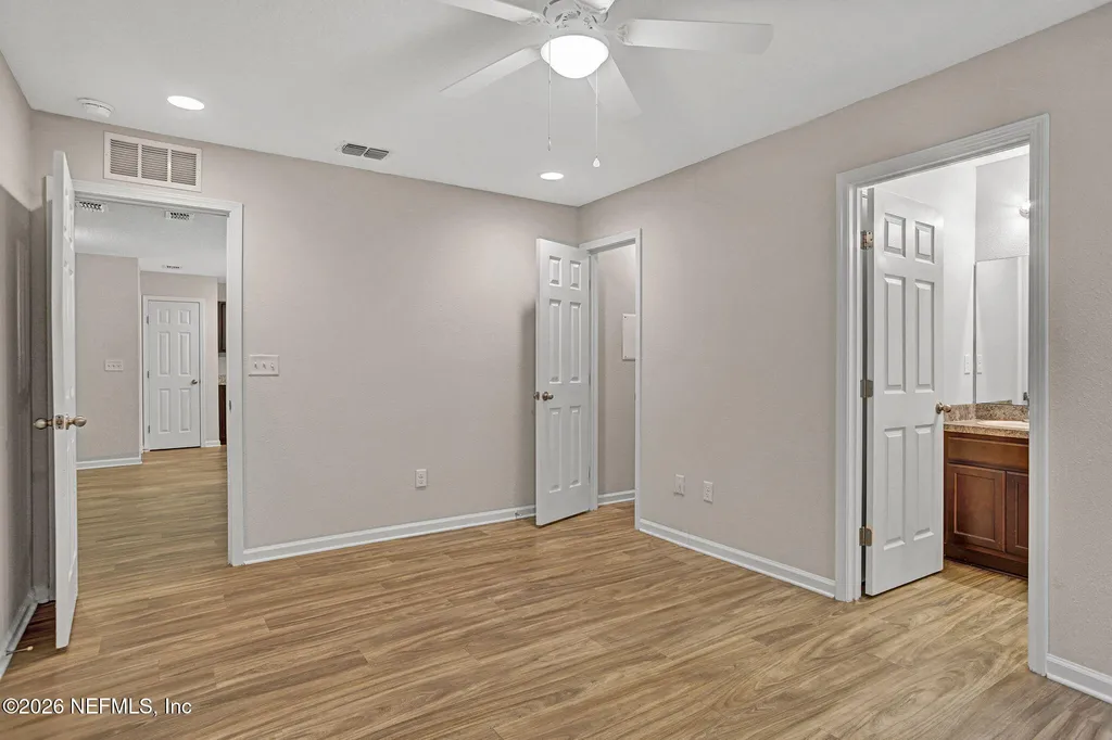 3888 Bolt Avenue Jacksonville FL 32207