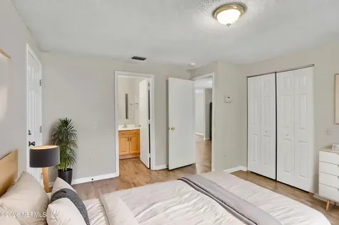 485 W 58th Street Jacksonville FL 32208