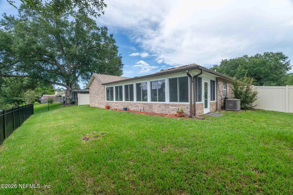 10346 Triple Crown Avenue Jacksonville FL 32257