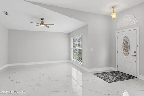 10346 Triple Crown Avenue Jacksonville FL 32257