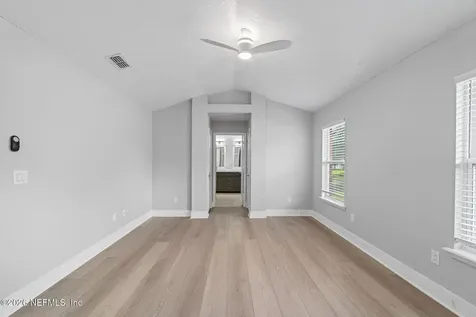 10346 Triple Crown Avenue Jacksonville FL 32257