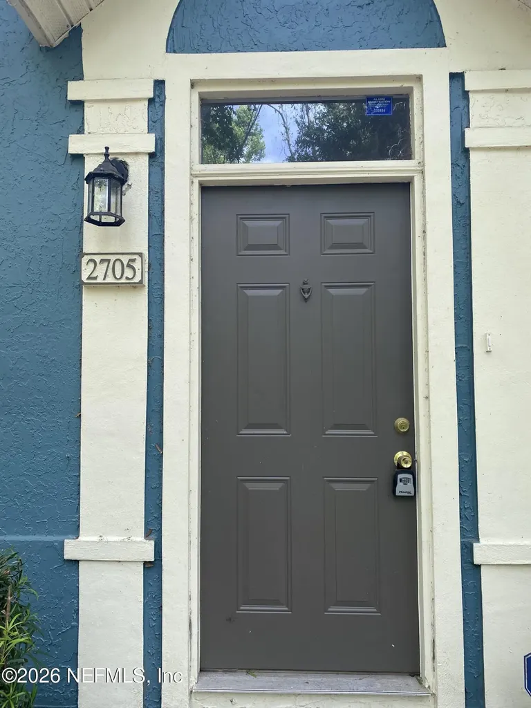 13703RI Richmond Park Drive N Jacksonville FL 32224