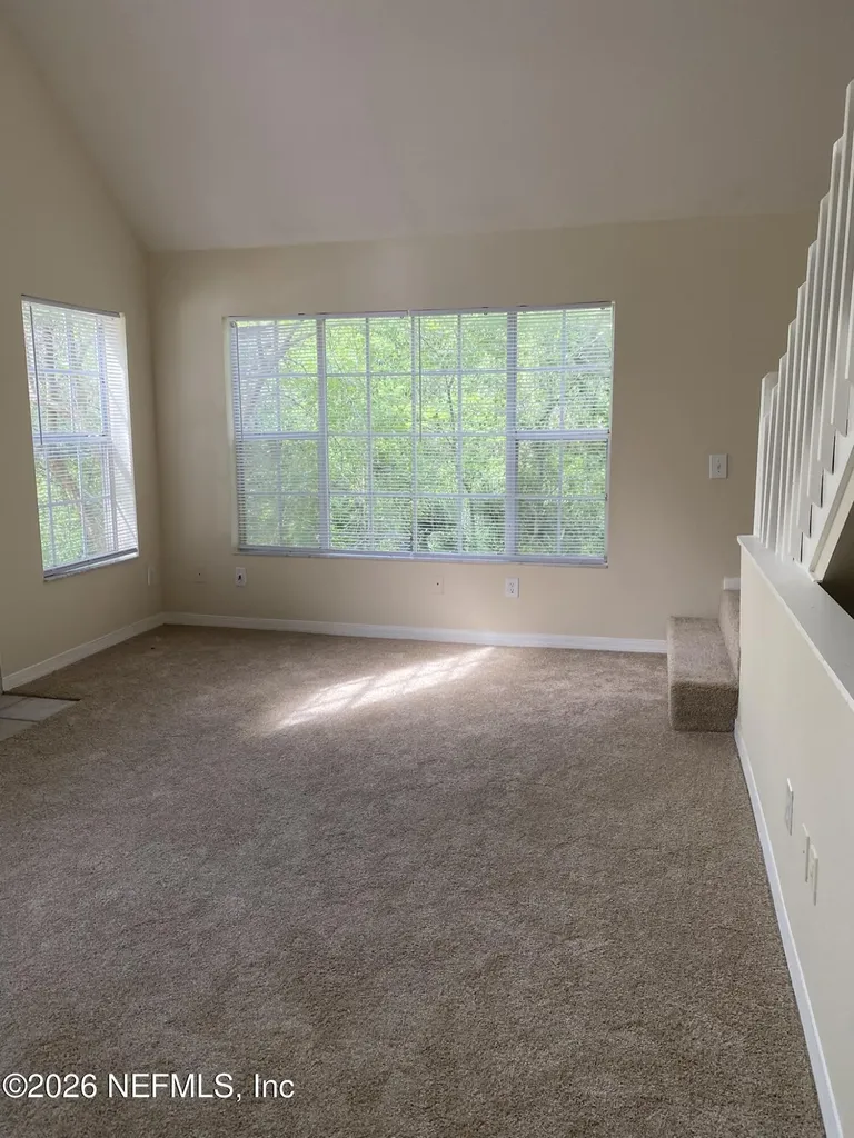13703RI Richmond Park Drive N Jacksonville FL 32224