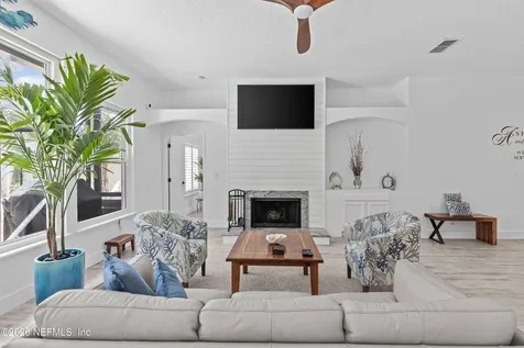 728 E Cumberland Court St. Johns FL 32259