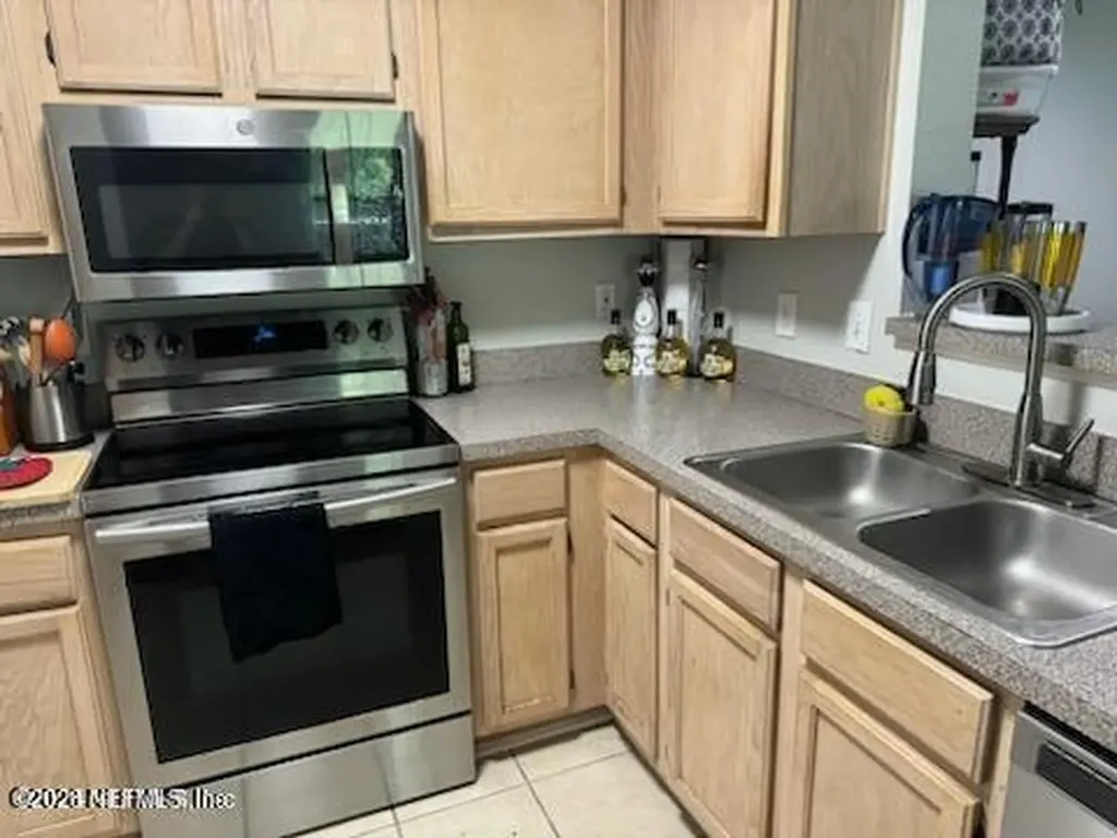 7701 Timberlin Park Boulevard Jacksonville FL 32256