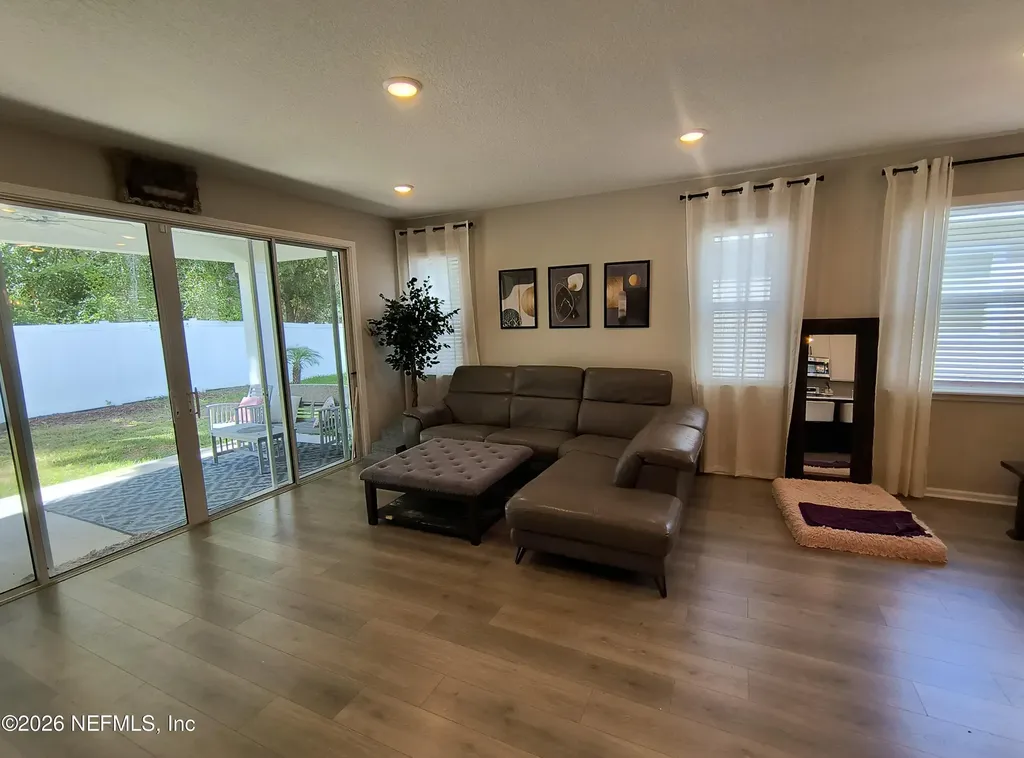 5747 Tomahawk Lake Drive Jacksonville FL 32254