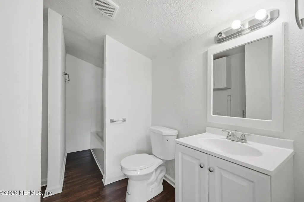 557 E 60th Street Jacksonville FL 32208