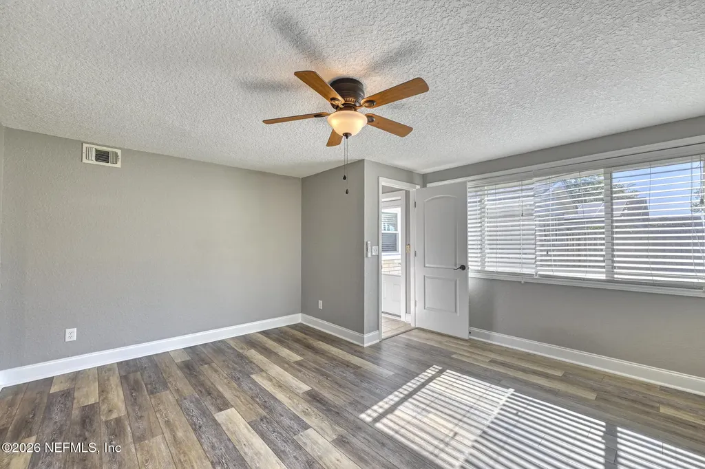 942 16th Avenue N Jacksonville Beach FL 32250