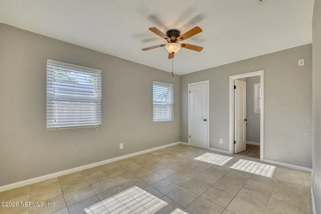 942 16th Avenue N Jacksonville Beach FL 32250