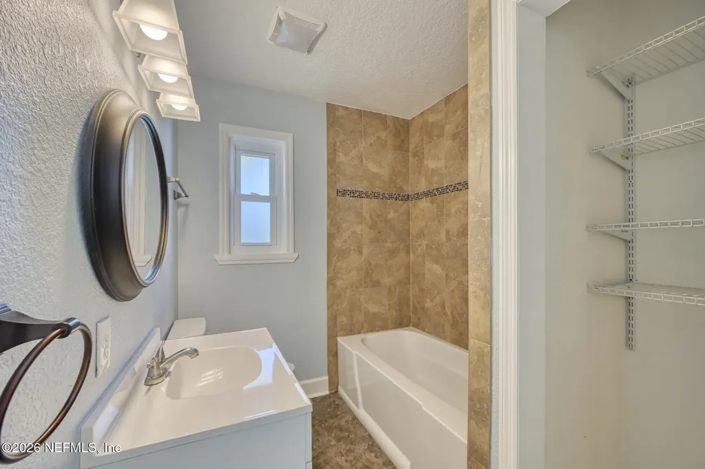 942 16th Avenue N Jacksonville Beach FL 32250