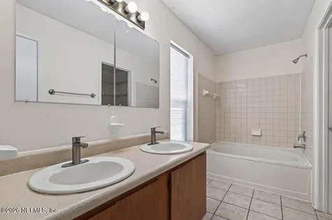 3472 Charmont Drive Jacksonville FL 32277