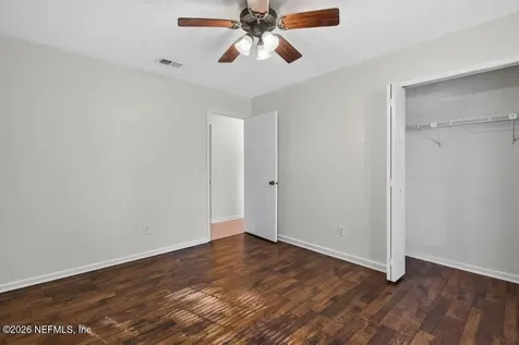 3472 Charmont Drive Jacksonville FL 32277
