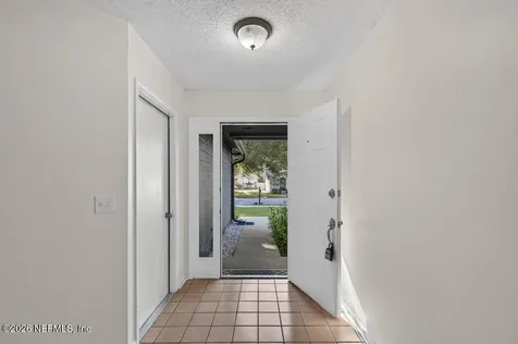 3472 Charmont Drive Jacksonville FL 32277
