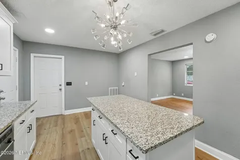 8306 Eaton Avenue Jacksonville FL 32211