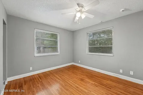 8306 Eaton Avenue Jacksonville FL 32211