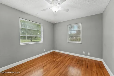 8306 Eaton Avenue Jacksonville FL 32211