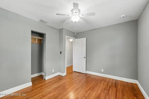 8306 Eaton Avenue Jacksonville FL 32211
