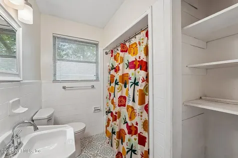 8306 Eaton Avenue Jacksonville FL 32211