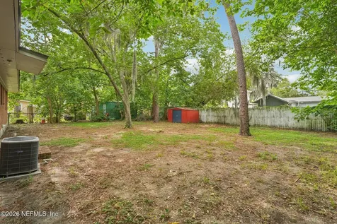 8306 Eaton Avenue Jacksonville FL 32211