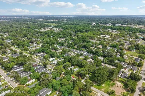 8306 Eaton Avenue Jacksonville FL 32211