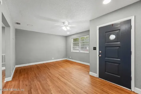 8306 Eaton Avenue Jacksonville FL 32211