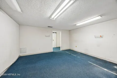 2936 Jerry Lane Jacksonville FL 32218