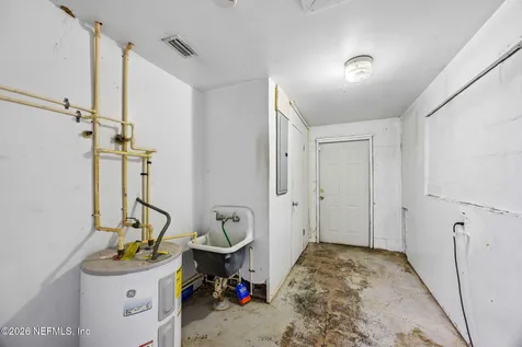 2936 Jerry Lane Jacksonville FL 32218