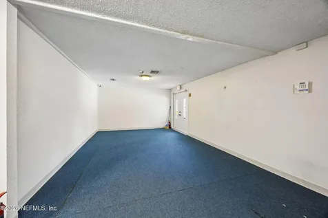 2936 Jerry Lane Jacksonville FL 32218