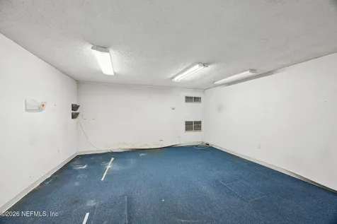 2936 Jerry Lane Jacksonville FL 32218