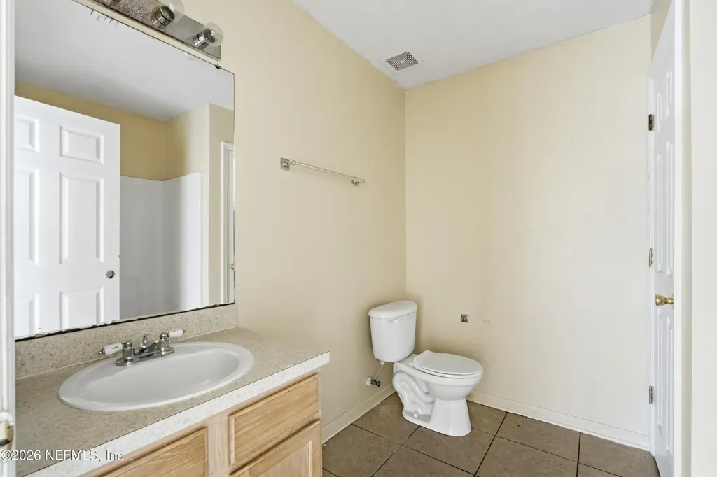 2386 Tyson Lake Drive Jacksonville FL 32221