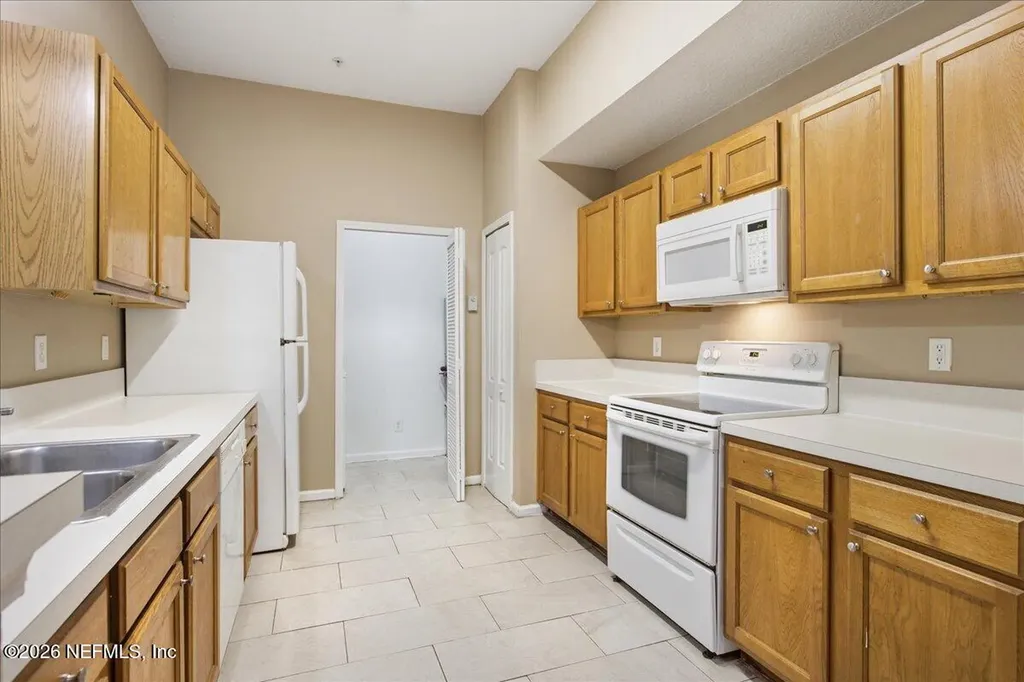 6100 Maggies Circle Jacksonville FL 32244