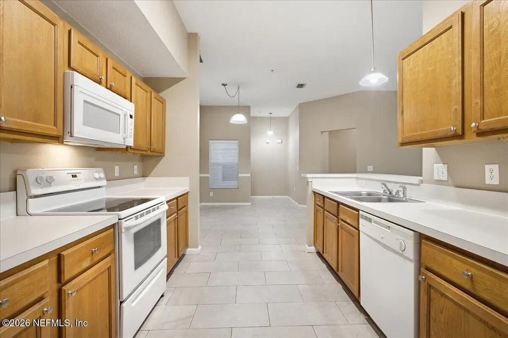 6100 Maggies Circle Jacksonville FL 32244